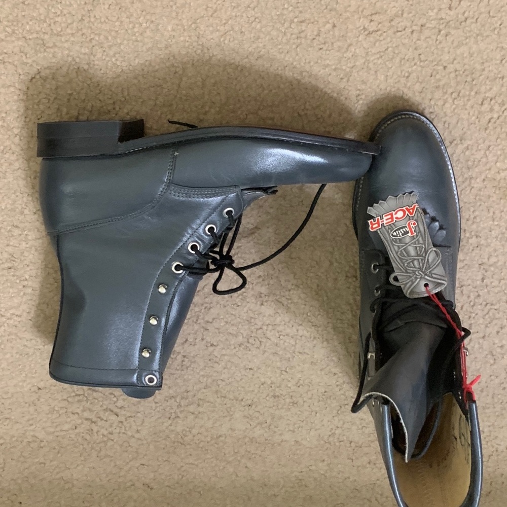 Brand New Justin Lace ups